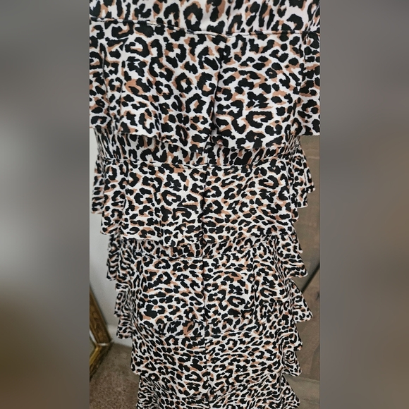 ISLE BY MELIS KAZAN Animal Print Ruffle Midi Dress. Size XS NWT - Picture 14 of 15